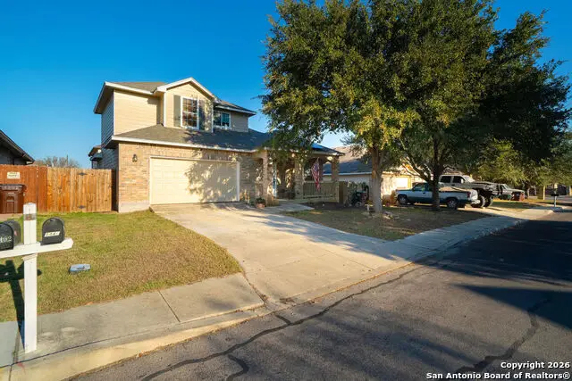 14406 Barn Ct, Elmendorf, TX 78112 - Image #2