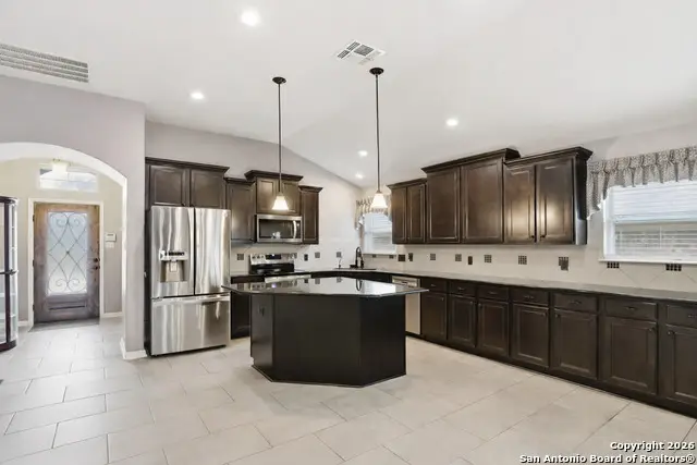 829 Laserra, Cibolo, TX 78108 - Image #3