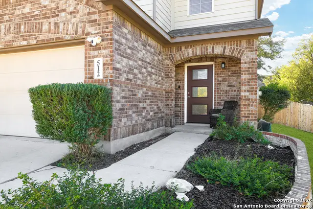 512 Livingston Dr, Schertz, TX 78108 - Image #2