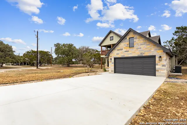 181 Deerwood Circle, Bandera, TX 78003 - Image #2