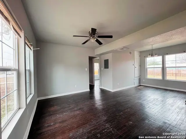 2815 S Pine, San Antonio, TX 78210 - Image #2