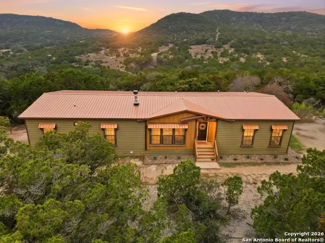 1283 Pipe Springs Dr, Lakehills, TX 78063 - Image #1