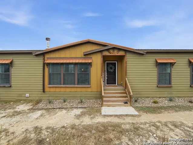 1283 Pipe Springs Dr, Lakehills, TX 78063 - Image #2