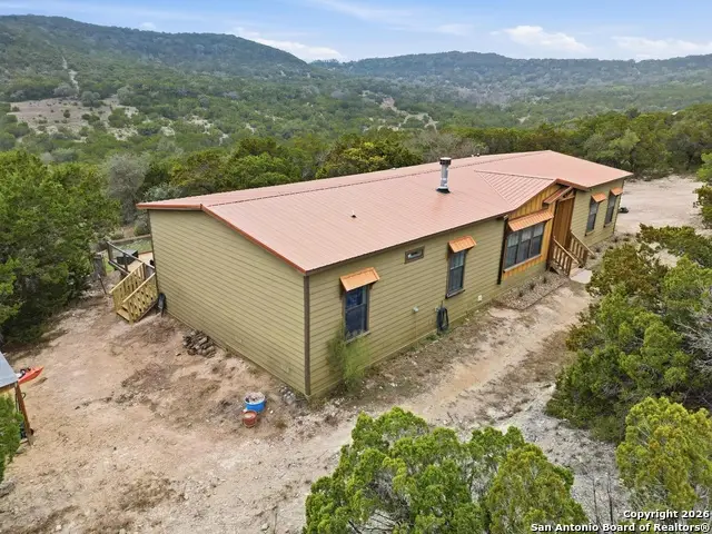 1283 Pipe Springs Dr, Lakehills, TX 78063 - Image #3