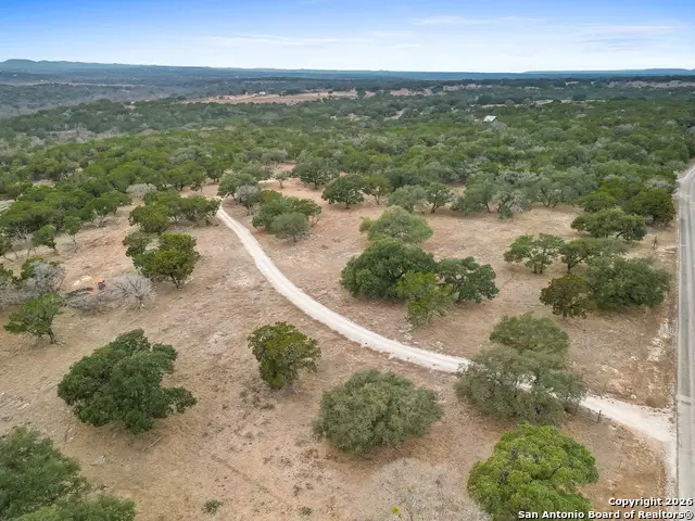 121 River Ranch Rd, Boerne, TX 78006 - Image #2