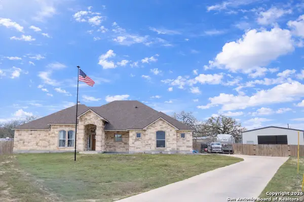 113 Ava Ridge, La Vernia, TX 78121