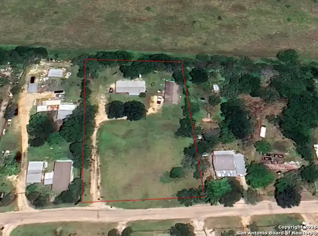 449 Hurst, Seguin, TX 78155 - Image #3