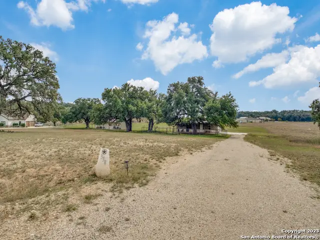 338 Salt Grass Trail, Bandera, TX 78003 - Image #2