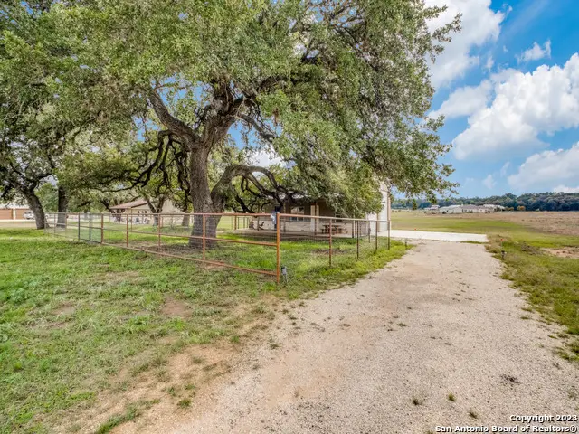 338 Salt Grass Trail, Bandera, TX 78003 - Image #3