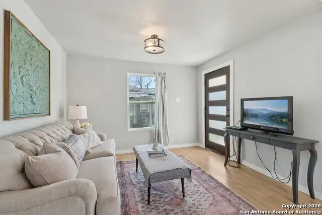 404 Harper, Seguin, TX 78155 - Image #2