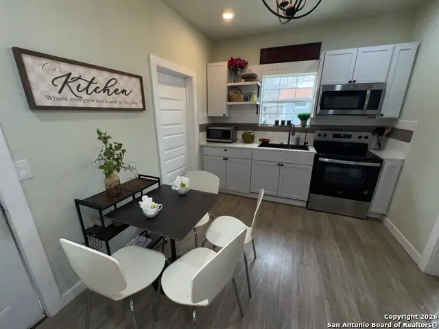 647 N San Gabriel, San Antonio, TX 78228 - Image #2