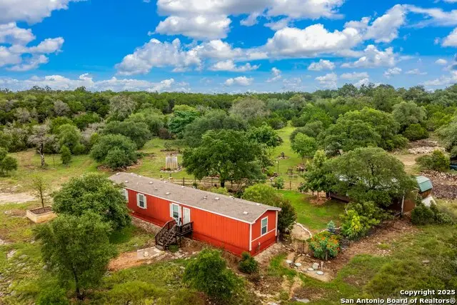 125 Teague, Kerrville, TX 78028 - Image #2