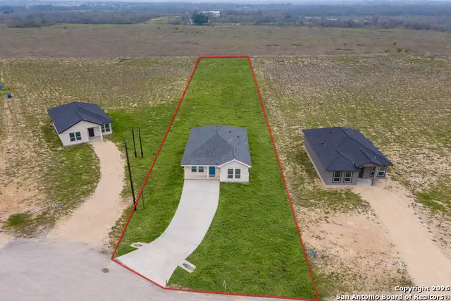 140 Camino Verde, La Vernia, TX 78121 - Image #2