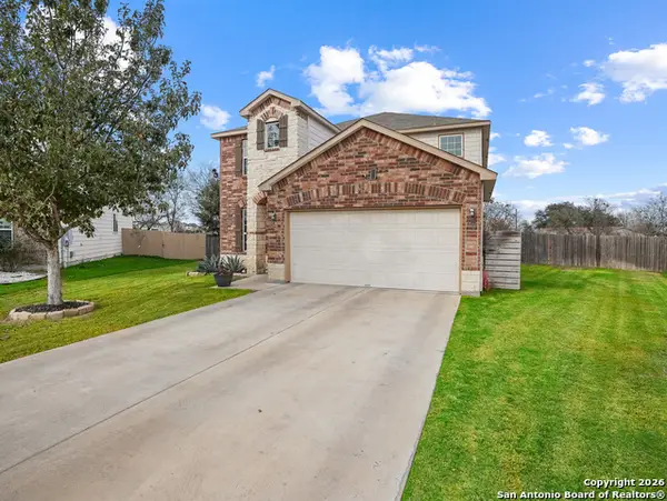 102 Texas Thistle, New Braunfels, TX 78130