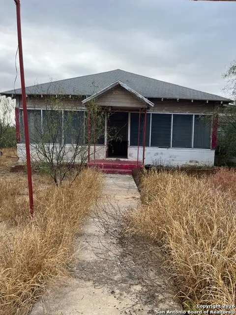 87 Quinney, Carrizo Springs, TX 78834 - Image #2