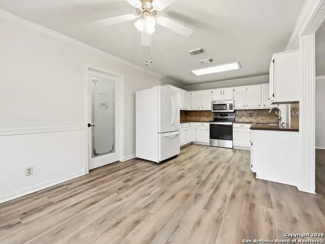 6555 Beech Trail, Converse, TX 78109 - Image #2