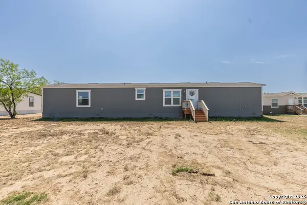 181 Viridian View, Pleasanton, TX 78064