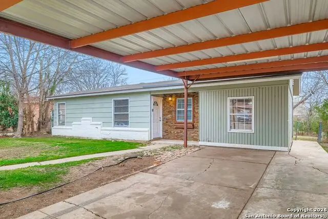 922 Deely Pl, San Antonio, TX 78221 - Image #2