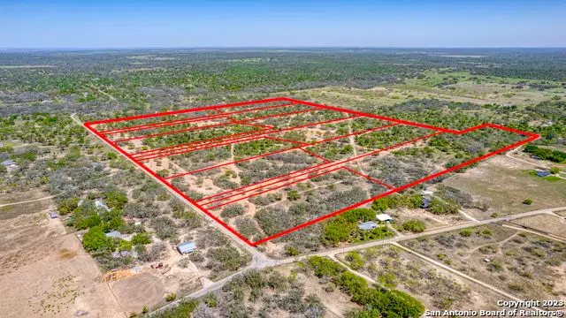 2721 County Road 770, Natalia, TX 78059 - Image #3