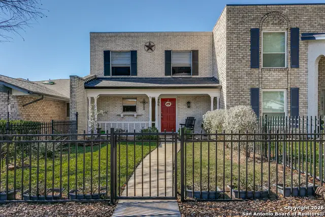 406 Amistad Blvd, Universal City, TX 78148 - Image #1