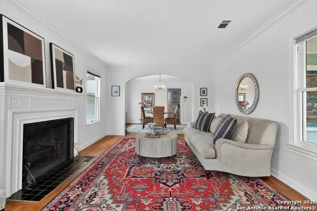 123 E Elmview, Alamo Heights, TX 78209 - Image #1