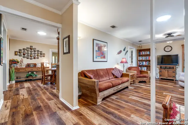 9835 Greentree Dr, San Antonio, TX 78230 - Image #2