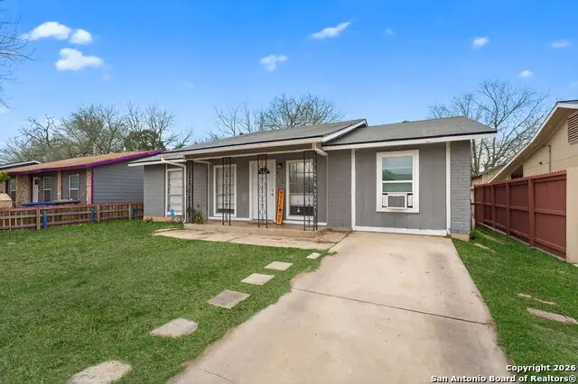 6715 Middle Oaks, San Antonio, TX 78227 - Image #2
