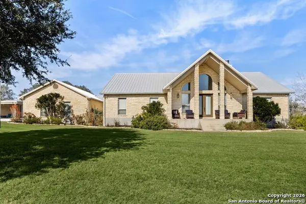 2419 Eden, Seguin, TX 78155