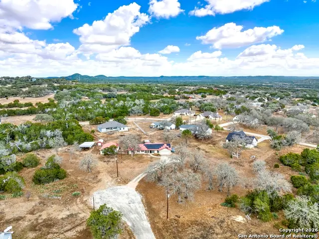 568 Firewheel, Bandera, TX 78003 - Image #3