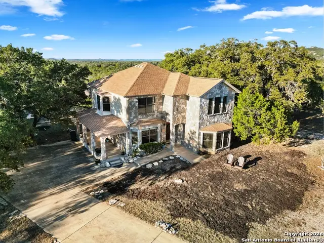 988 Summit, Lakehills, TX 78063 - Image #1