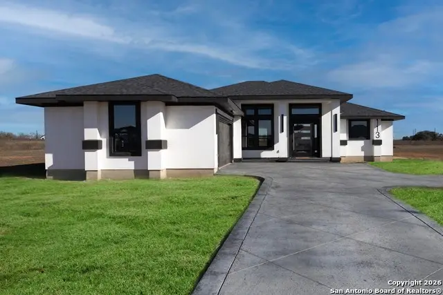 113 Hidden Cove, Floresville, TX 78114 - Image #2