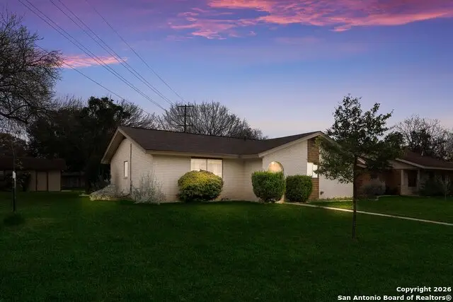 795 Renee St, Seguin, TX 78155 - Image #3