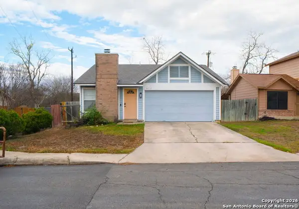 6131 Valley Bay Dr, San Antonio, TX 78250