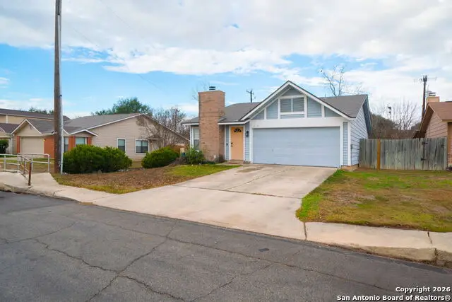 6131 Valley Bay Dr, San Antonio, TX 78250 - Image #2