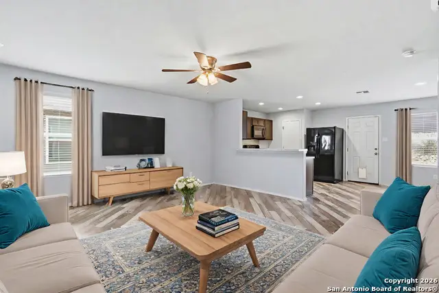 9713 Sandy Ridge Way, San Antonio, TX 78239 - Image #2