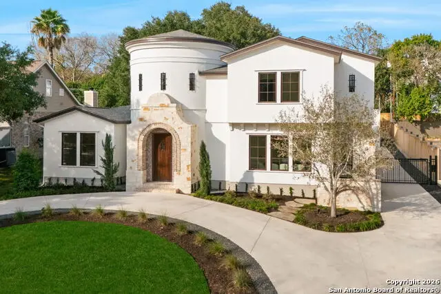 817 Garraty, Terrell Hills, TX 78209 - Image #2