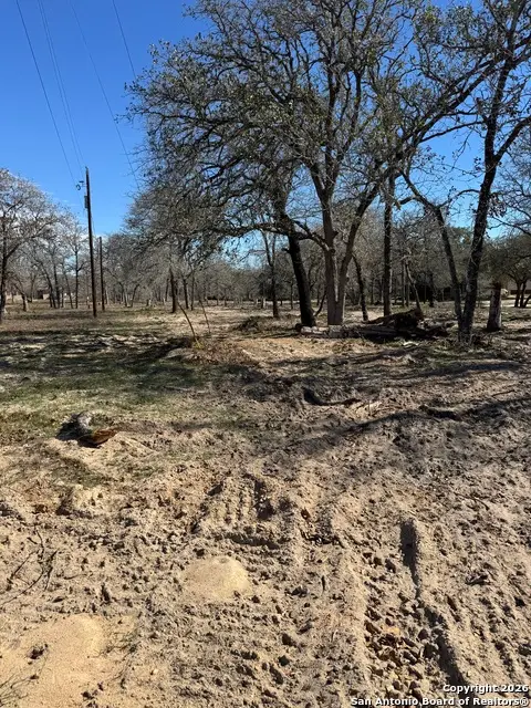 150 Oak Hollow, Floresville, TX 78114 - Image #3