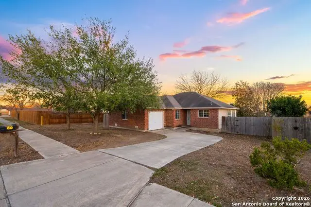 60 3rd, Converse, TX 78109 - Image #1