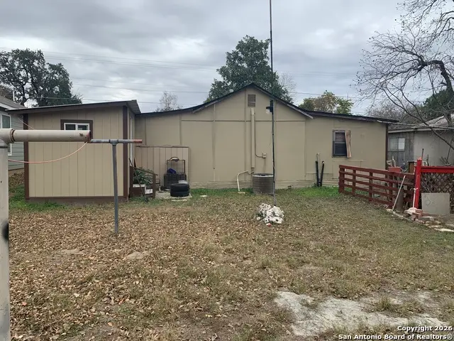 504 6 Th Street, Natalia, TX 78059 - Image #2