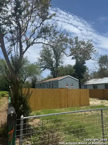 1510 12th, Hondo, TX 78861 - Image #3