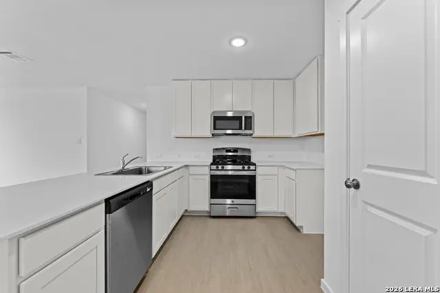 1867 Wood Warbler, New Braunfels, TX 78130 - Image #3