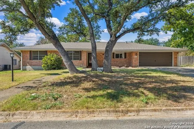 104 Westwood, Kerrville, TX 78028 - #1