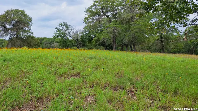 222 Flash Circle, Luling, TX 78648 - Image #3