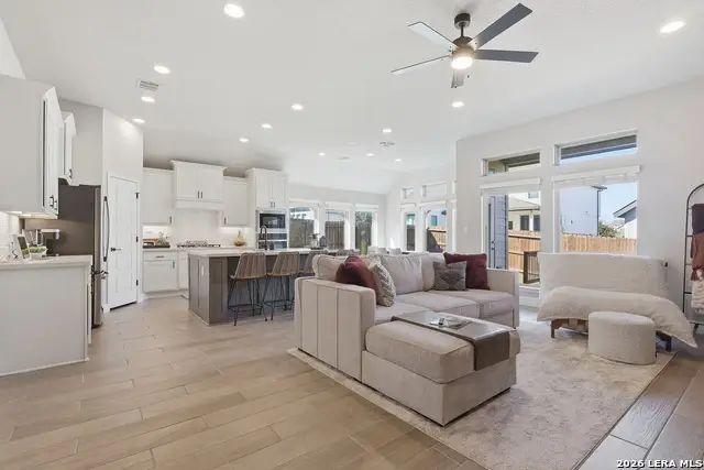 6549 Crockett Cove, Schertz, TX 78108 - Image #3