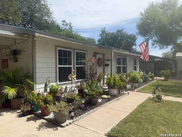 1011 E Hutchinson, Beeville, TX 78102 - Image #2