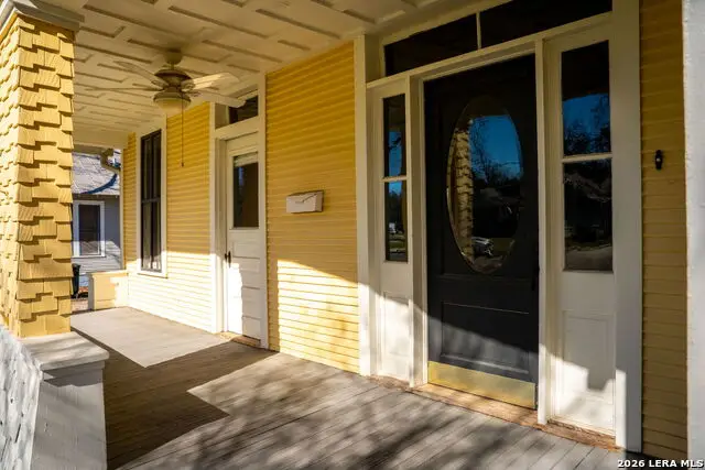 545 Willow Ave, New Braunfels, TX 78130 - #3