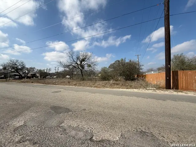 225 County Road 3820, San Antonio, TX 78253 - Image #2
