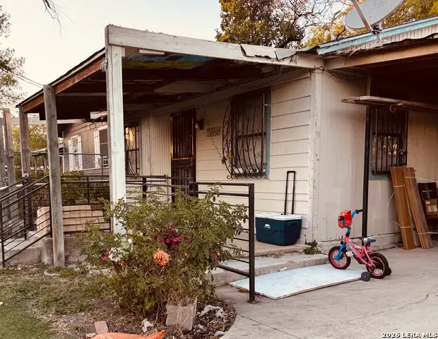 2033 W Laurel, San Antonio, TX 78201 - Image #2