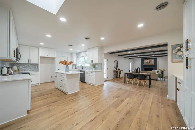 355 Donella, Hollywood Park, TX 78232 - Image #1