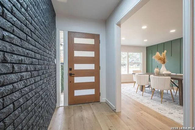 355 Donella, Hollywood Park, TX 78232 - Image #2